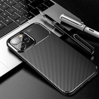 iPhone 15 Pro Max - Carbon Back Cover - Zwart